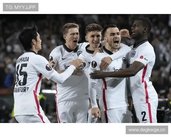 德甲弗赖堡更衣室 德甲弗赖堡更衣室