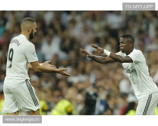 坎塞洛vs维尼修斯：突破型边锋的极限对抗解析