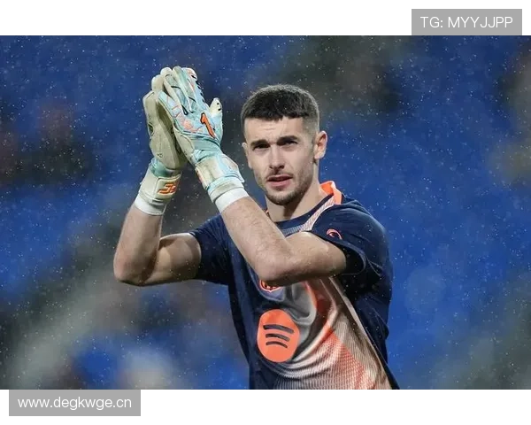 巴萨年轻化阵痛显现：活力背后稳定性承压，防守漏洞逐步反映于战绩