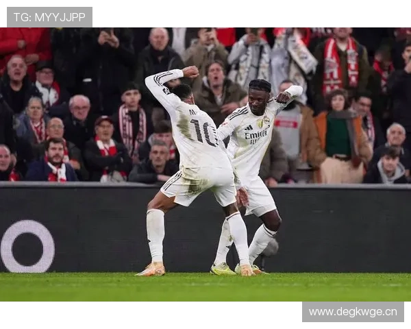 皇马进攻端越踢越自由，整体结构稳定性面临考验