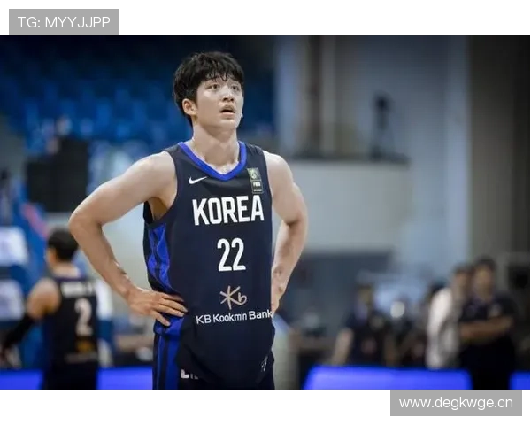 祖布门迪与布斯克茨：经典后腰与现代模板的战术角色对比分析