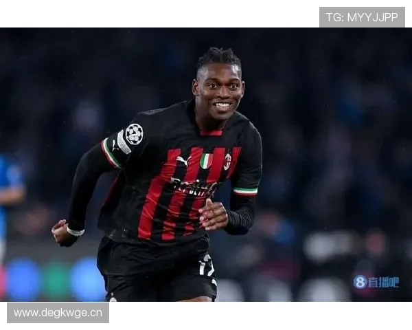 莱奥 vs 罗纳尔迪尼奥：天赋与灵感的代际对比