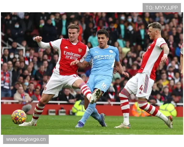 鲁本·迪亚斯:英超首赛季斩获FWA足球先生 鲁本·迪亚斯:英超首赛季斩获FWA足球先生