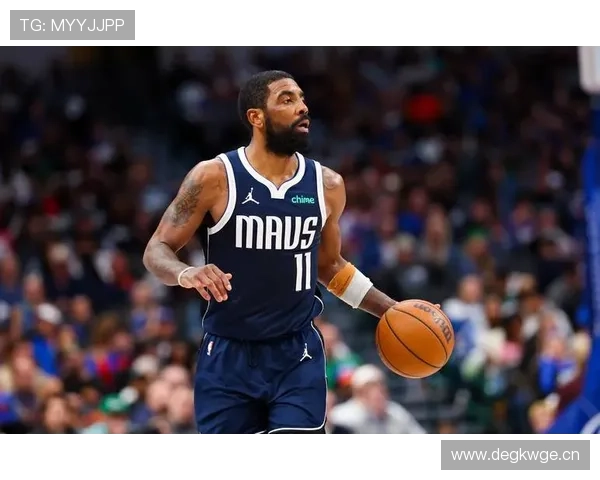 欧文训练完回家路上顺手给流浪汉转了五万刀