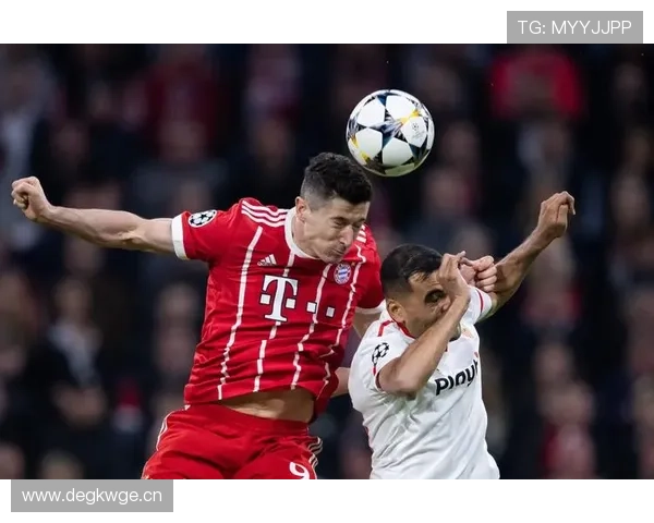 莱万多夫斯基与阿圭罗进攻触点偏移下形成终结结构分化