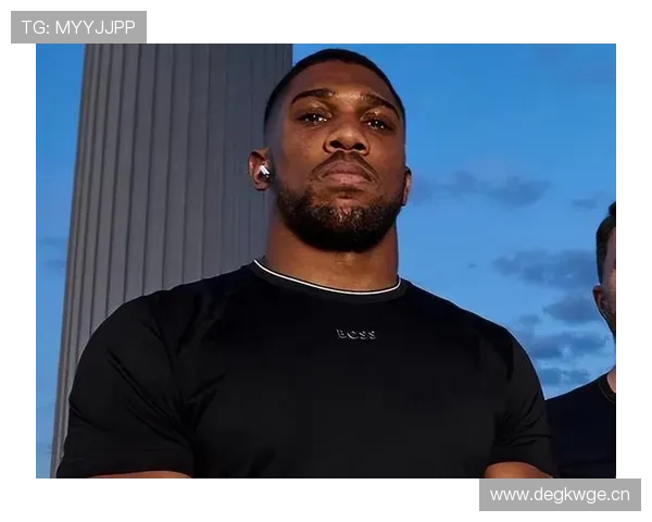 约书亚训练完顺手买了辆布加迪，说是为了“放松心情”