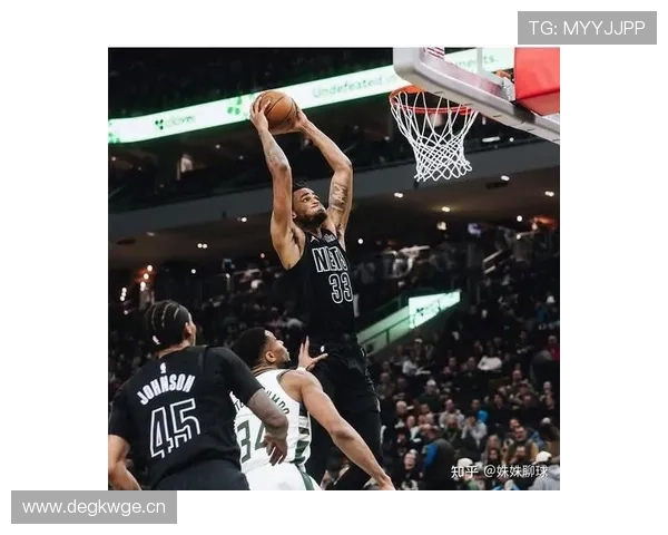 穆雷突破造杀伤高于字母哥拉开球队进攻空间